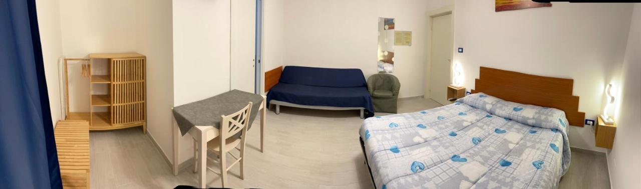 B&B Del Corso - Affittacamere จูเลียโนวา ภายนอก รูปภาพ
