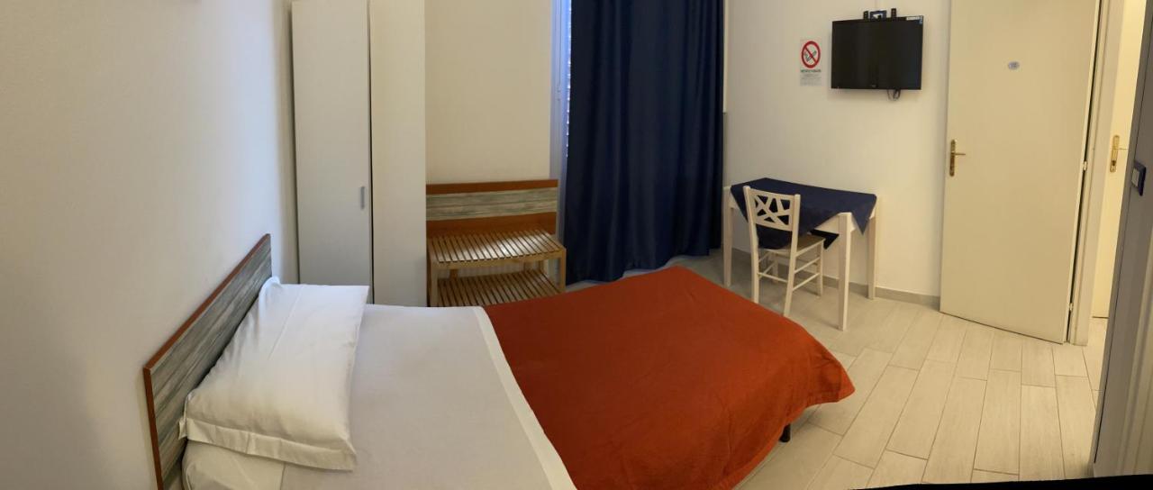 B&B Del Corso - Affittacamere จูเลียโนวา ภายนอก รูปภาพ